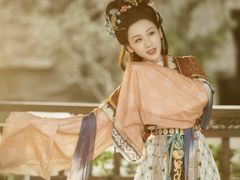 -九月鹰飞汉服摄影工作室