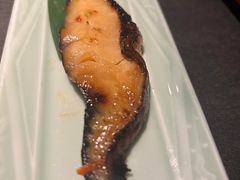 -铭牛烧肉·和牛海鲜自助(高新月牙湖店)