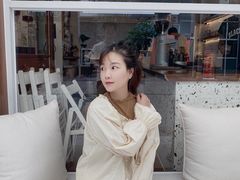 -Line 咖啡(石厦花园店)