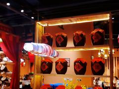 -老滇山寨•云南特色菜•地方菜•民族风情歌舞表演(金碧店)