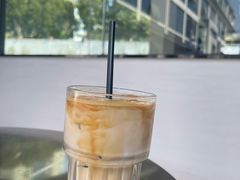 椰乳拿铁-π·派咖啡