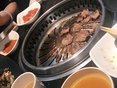 -木槿花韩式炭烤·熟成肉工坊(孙文东路店)