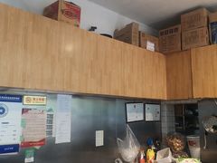 -郭记小街麻辣烫(南小街总店)