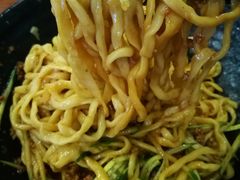炸醬麵-四方面荘(常丰花园店)