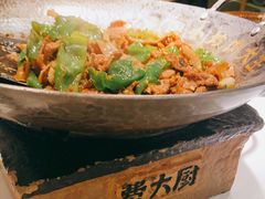 -费大厨辣椒炒肉(高铁吾悦广场店)
