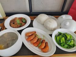-臻康乃馨月子中心(集美店)