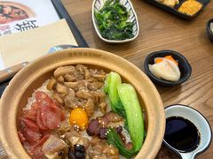 -煲仔皇腊味煲仔饭(经四万达店)