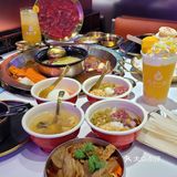 潘玮柏的牛杂火锅太良心了😭甜品不要钱💰