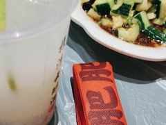 -肥肥虾庄·金牌油焖大虾(杨园滨江时代walk店)