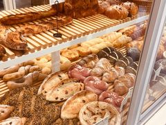 -焙丽拾光(麦凯乐直营店)