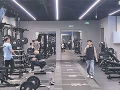 -TMG潮流健身(奥体莲荷里店)