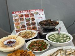 -丹水桥地锅鱼·翘嘴鲌·地方特色全鱼宴(丹江口大坝店)
