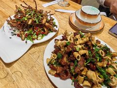 -超越海鲜屋(飞龙物业店)