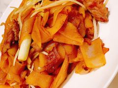 干炒牛河-香港百合居(LCM置汇旭辉广场店)