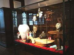 -Nathalie Djurberg与Hans Berg“牛皮纸包裹的月亮”-Prada荣宅当季展览
