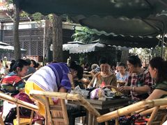 -香园自助小火锅