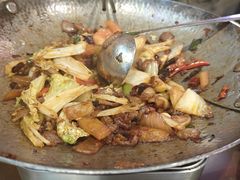 -富正毅三下锅·湘西韵味(天门山索道店)
