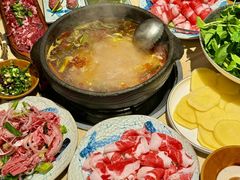 -贵厨酸汤牛肉(花果园国际中心店)