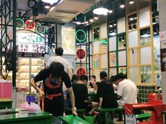 大堂-巷子里头麻辣烫火锅串串(温江店)