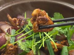 -胡须佬鸡煲四季火锅店(石厦西村直营店)