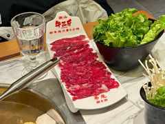 -牛三斤潮汕鲜牛肉火锅(昌发展万科店)