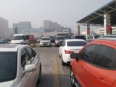 -大润发停车场(闸北店)