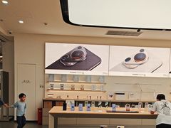 -华为授权体验店(中山公园来福士)