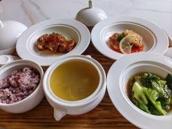 -弗蕾亚·辰月月子度假中心(光谷店)