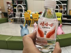 -瑞尔齿科(南京东路名人诊所)