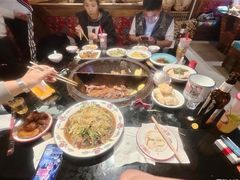 -鱼窝棚柴火铁锅炖(富山屯店)