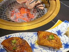 -山川小町·极番烧肉(新地假日广场店)