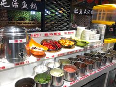 自助调料区-肥鱼屯活鱼锅(惠工街店)