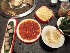 -醉董牛川派鲜肉自选火锅(烟台店)