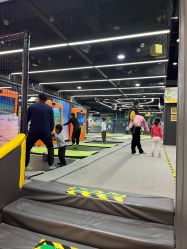 -反弹蹦床公园·亲子乐园·团建·派对(中庚漫游城店)