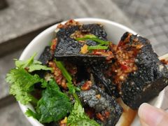 -黑色经典臭豆腐·湖南特产(步行街店)