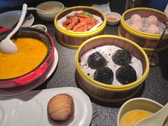 -蝴蝶里·粤菜·点心(滨江龙湖店)