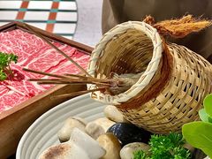 -廖掌柜·重庆鲜货火锅(上海首店)