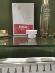 -苗方清颜·祛痘皮肤管理