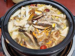 -菌之家·专业纯野生菌火锅·特色炒菌