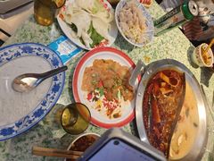 -肖婷姐大铁锅重庆火锅(南湖店)