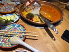 -洱火云南酸菜牛肉火锅(石景山当代商城店)