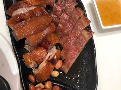 蜜汁叉烧拼烧鸭-太兴餐厅(东方广场分店)
