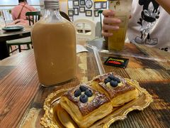 -柯斗斗主题餐厅·狗咖·围炉煮茶·茶饮(国瑞升平里店)