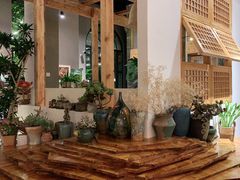 -墨居上隐·院子里火锅(峨眉店)