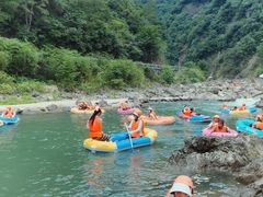 -安吉龙王山峡谷漂流