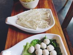 -小小河边鱼(天润城店)