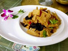 -天天向上素食餐厅(五台山店)