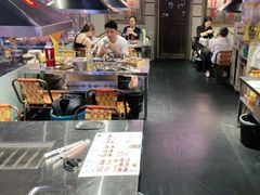 大堂-马路牙子地桌烤肉(工体店)