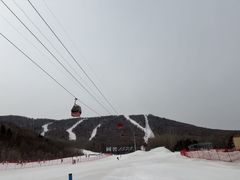 -亚布力新体委滑雪场