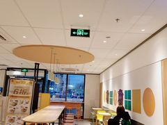 大堂-麦当劳(玉桥中路店)